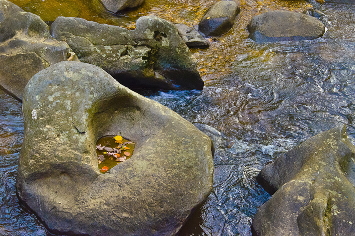 Boulders in Rock Creek. (© Susan Austin Roth)