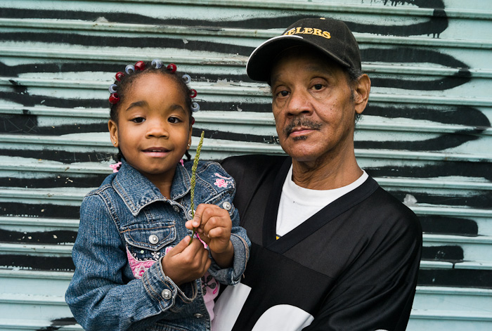 Kevin Washington, of Pittsburgh, Pennsylvania, with his daughter. (© Lewis Kostiner)