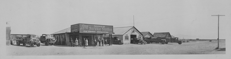 Super Service Station